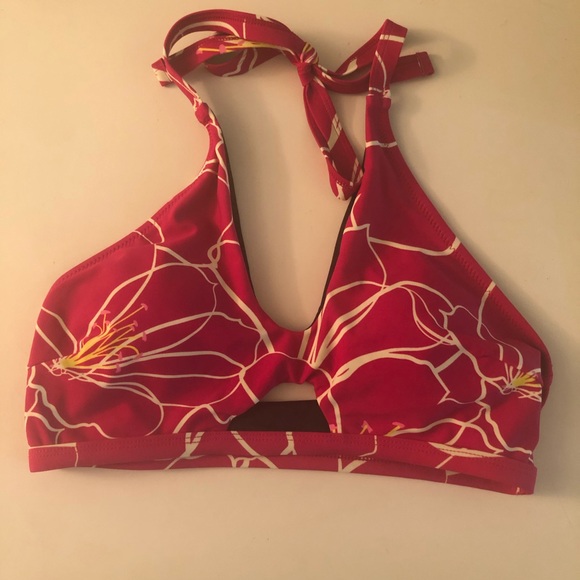 CUPSHE Red Bikini 👙 - Picture 13 of 14